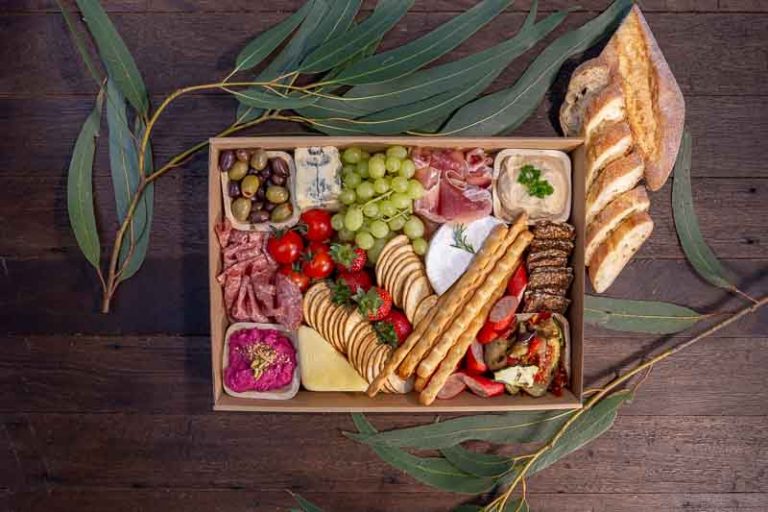 GRAZING PLATTERS Balanced Foods